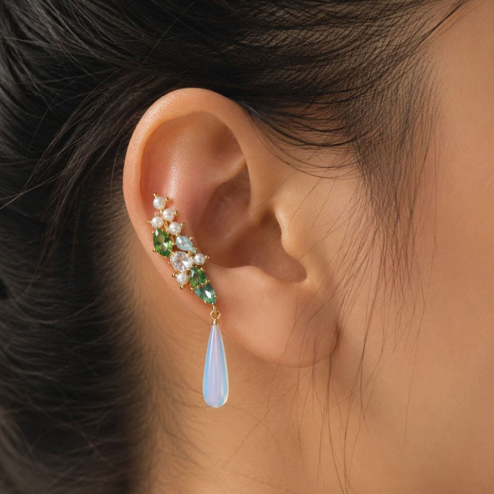 Reverse Earring (  Blue Drop )